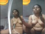 sexy Lankan Girl Showing Her boobs and Pussy On Video Call part 3