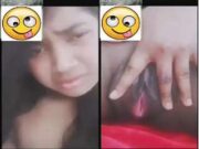 Cute Desi Girl Showing her Boobs and Pussy