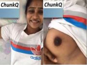 Cute Lankan Girl Showing Her Boobs