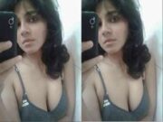 Sexy Desi Girl Showing Her Boobs and Pussy Part 1