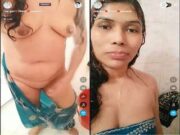 Cute Desi Girl Showing Her Bathing On Tango Show