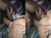 Sexy Desi Bhabhi Sucking Dick