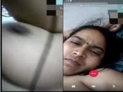 Sexy Bhabhi Showing Her Boobs and Pussy On Video Call