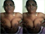 Village Aunty Showing Her Boobs