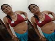 Desi Mature Bhabhi Handjob and Ridding Dick Part 6