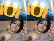 Desi Bhabhi Showing Her Boobs To Lover On Video Call Part 2