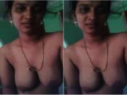 Desi Bhabhi Blowjob