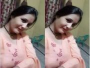 Today Exclusive- Horny Bhabhi Showing Her Boobs