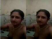 Today Exclusive- Desi Bhabhi Bathing Part 1