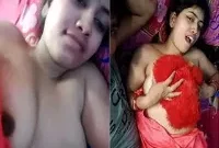 Today Exclusive- Desi Bhabhi Showing Her Boobs