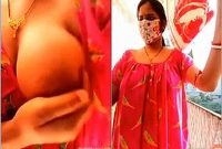 Today Exclusive – Sexy Bhabhi Shows Big Boobs