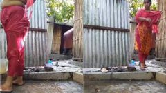 Today Exclusive – Bangla Village Bhabhi OutDoor bathing Record In Hidden Cam Part 1