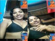 Sexy Bhabhi Shows Her Boobs and Blowjob