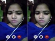 desixnxx2 – Horny Desi Girl Shows Boobs and Fingering On Video Call