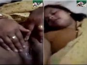 Today Exclusive – Horny Village Bhabhi Shows her Wet pussy and Fingering on Vc Part 3