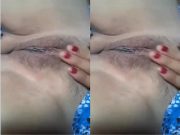 Today Exclusive -Bhabhi Play With Her Pussy