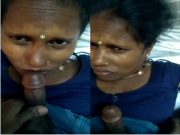 Today Exclusive -Desi Village CPl Romance and Wife Give Blowjob