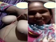 Today Exclusive – Cute Bangla Girl Shows her Boobs