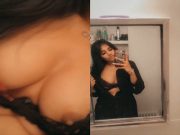 Today Exclusive -Hot Girl Record her Selfie