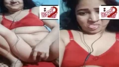 Today Exclusive- Horny Desi girl Masturbating