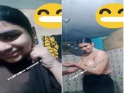 Today Exclusive- Hot Desi girl Bathing