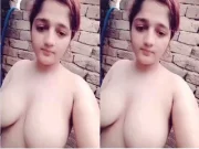 Today Exclusive- Paki Girl Shows Her Nude Body