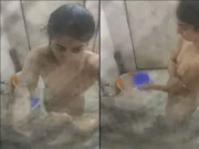 Today Exclusive- Desi Girl Bathing