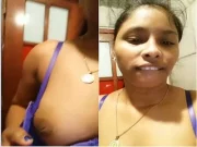 Today Exclusive- Desi Girl Shows Her Boobs and Pussy