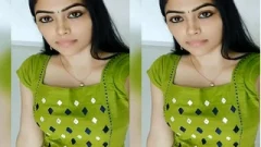 Desi Girl Shows her Boobs