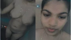 Today Exclusive-Sexy Desi girl Record Nude Selfie