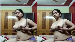 Sexy Bhabhi Shows Her Boobs