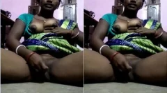 Village Bhabhi Fingering