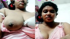 Sexy Bhabhi Shows Her Big Boobs