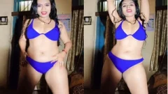 Crazy Indian Bhabhi Dancing In Bikini