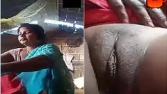 Village Bhabhi Shows Her Pussy On VC part 2