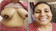 Today Exclusive-Desi Bahbhi Shows Milky Boobs