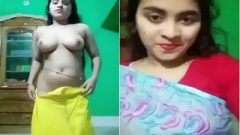 Today Exclusive-Desi Bangla Girl Shows her Boobs