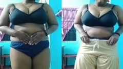 Today Exclusive -Desi Girl Shows In Hot Bikini