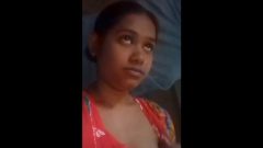 Desi Girl Showing Her Boobs and Pussy