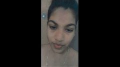 Sexy Mallu Girl Shows Her Nude Body