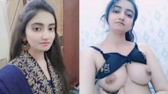 Cute College Girl Nude Tits Show Selfies