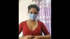 Dipa Rani Boobs Show On Live