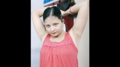 Beauty Queen, Nila YouTuber, Teasing & Showing Boobs through Pink Saree ~ PREMIUM Video